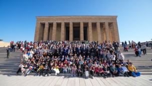 Gaziemirliler 100. yılda Atatürk'ün huzuruna çıktı