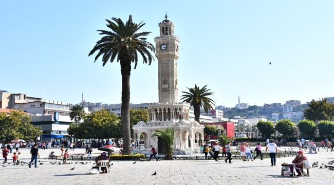 İzmir "2024'te Seyahat Edilmesi Gereken 10 Şehir" listesine girdi