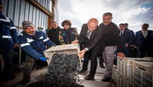 İzmir Büyükşehir Belediyesi küçük üretici için bir fabrika daha kurdu 