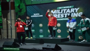 İzmirli Güreşçi Bakü'den altın madalya ile döndü