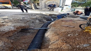 Karaburun Cumhuriyet Caddesi atık su hattına kavuştu