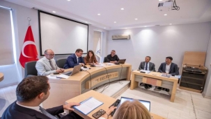 Başkan Tugay'dan Çeşme'de ranta karşı kararlılık mesajı 