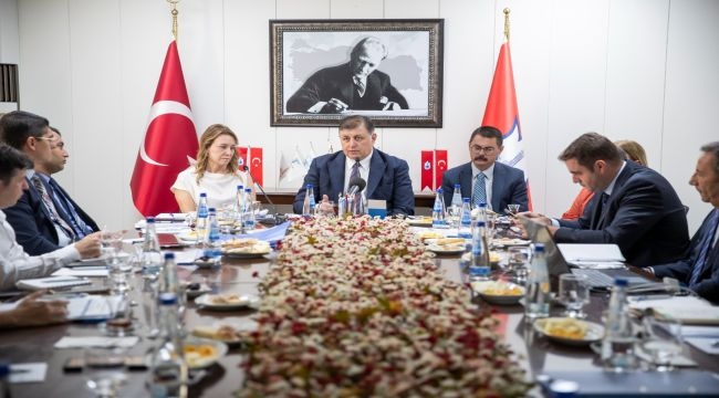 Başkan Tugay: Kültürpark'ı gözümüz gibi koruyacağız