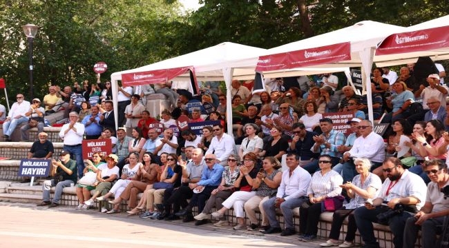Başkan Tugay okul kantinlerinin ihalelerine girdiklerini duyurdu