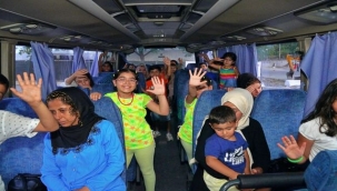 Kadifekaleli çocuklar "Efsane Dinozorlar" gösterisini izledi