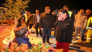 Başkan Tugay Foça'da incelemelerde bulundu