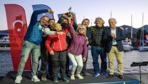 Cumhuriyet Kupası Yat Yarışlarında ödüller sahiplerini buldu