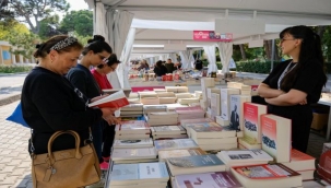 İZKİTAP Fikir Söyleşileri'nde Kadifekale Mahalle Bostanı, kentsel adalet ve eşitlik konuşuldu