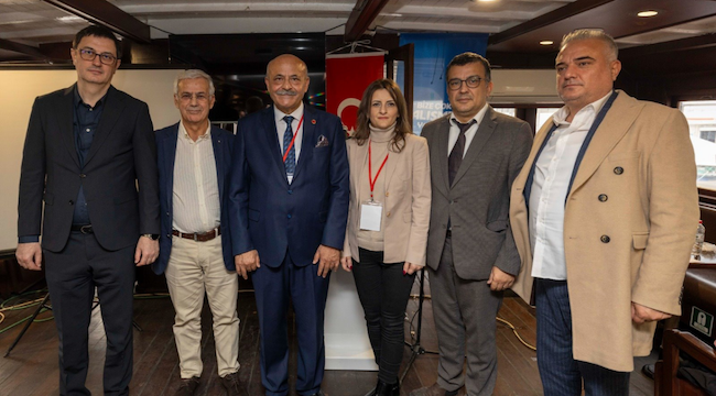 2025 Körfez Buluşması'nda İzmir'in ekolojik yol haritası masaya yatırıldı