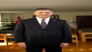 Başkan Tugay: Milletleri kurtaranlar yalnız ve ancak öğretmenlerdir