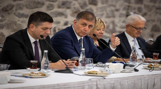 Başkan Tugay: Önceliğimiz bertaraf tesisleri