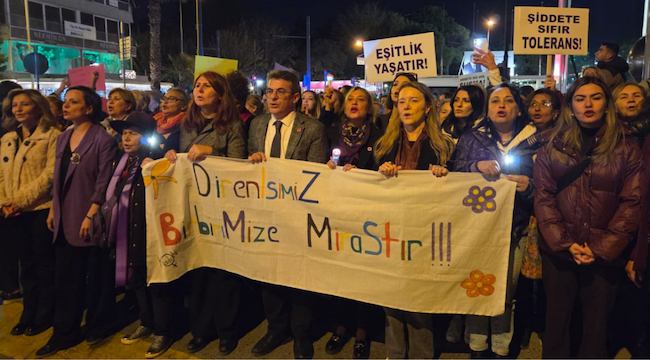 CHP'li kadınlardan 25 Kasım'da güçlü çağrı: "Kadınlar susmuyor, kadınlar kazanacak"