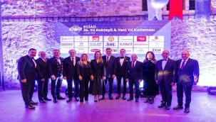 Başkan Tugay'dan genç iş insanlarına İzmir için kenetlenme çağrısı