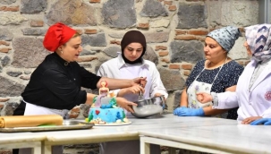 İzmir'in istihdam üssü 2025'te "fabrika" gibi çalıştı