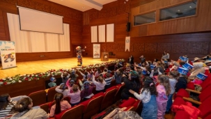 İZSU, yeni yıla miniklerle "Merhaba" dedi