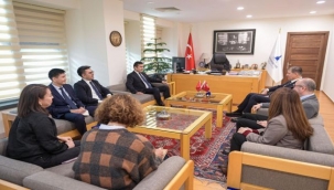 Başkan Tugay Kırgız Başkonsolos Toktobekoviç'i ağırladı