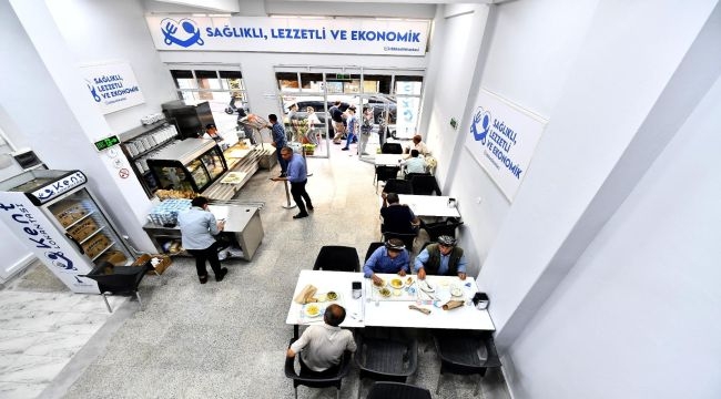 İzmir'de bir tabak yemekle hayatlar ısınıyor