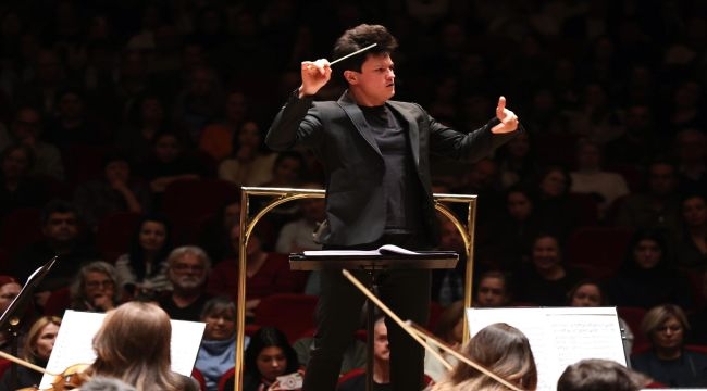 İzmir Oda Orkestrası dünyaca ünlü sanatçılarla sahne aldı